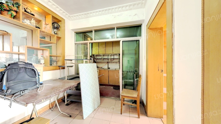 湖边坊路二手房实景图