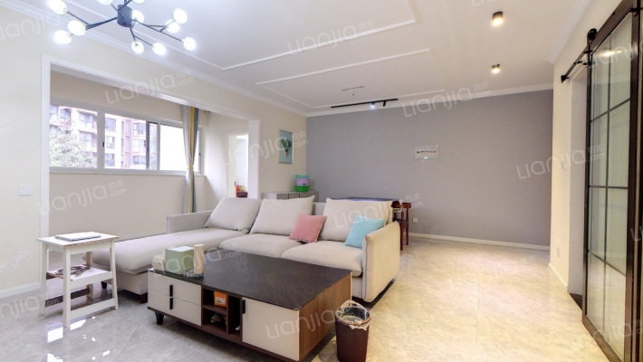 闲山悦三区二手房实景图