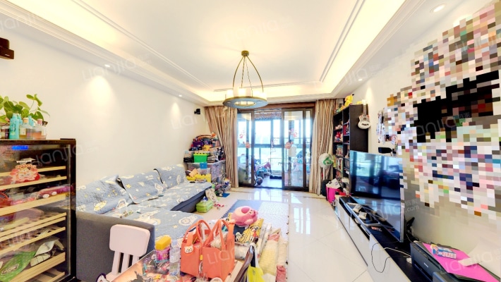 莱蒙水榭春天二手房实景图