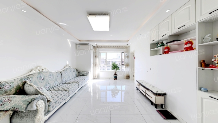 瑞家坚果二手房实景图