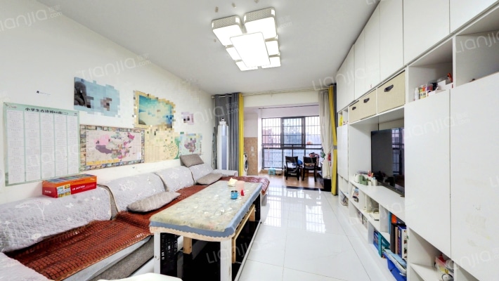 华侨假日中心二手房实景图