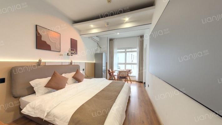 蓝光郁金香花园广场二手房实景图