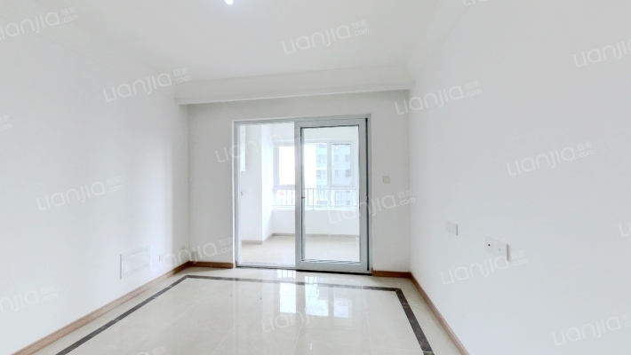 融侨天越南区二手房实景图