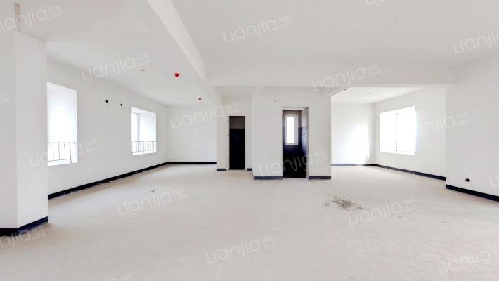 绿地香树花城派克公馆二手房实景图