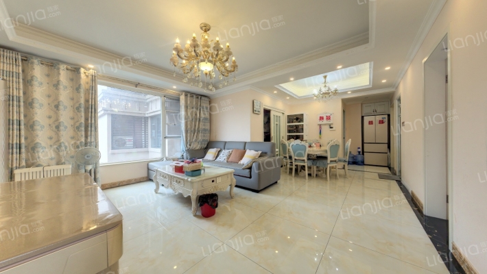 融创南湖逸家二手房实景图