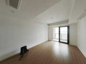 丽湾高层110平 南北通透 精装修-温州鹿城区七都二手房