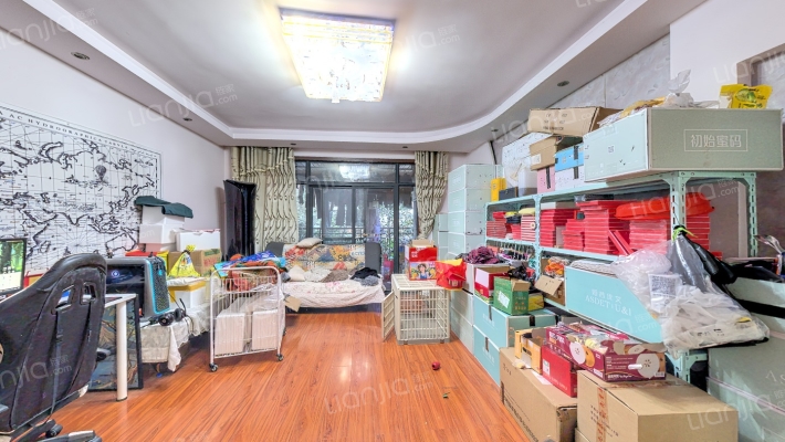 艺锦湾二期二手房实景图