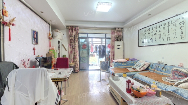 颐翠苑二手房实景图