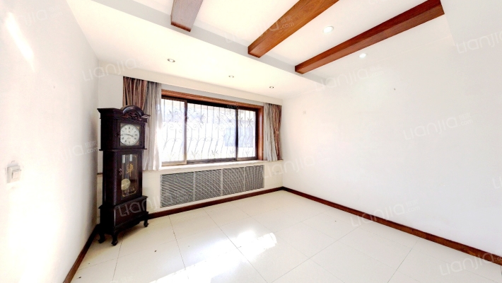 西山花园别墅二手房实景图