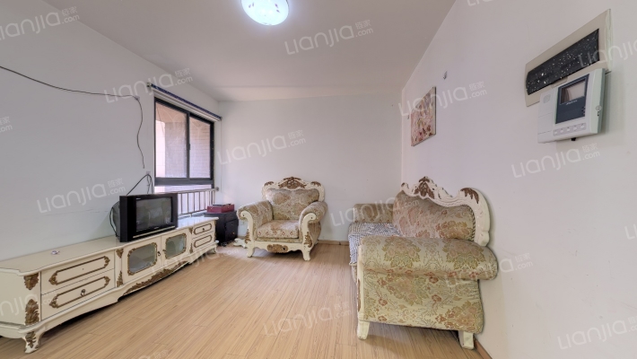 临泉花苑二手房实景图