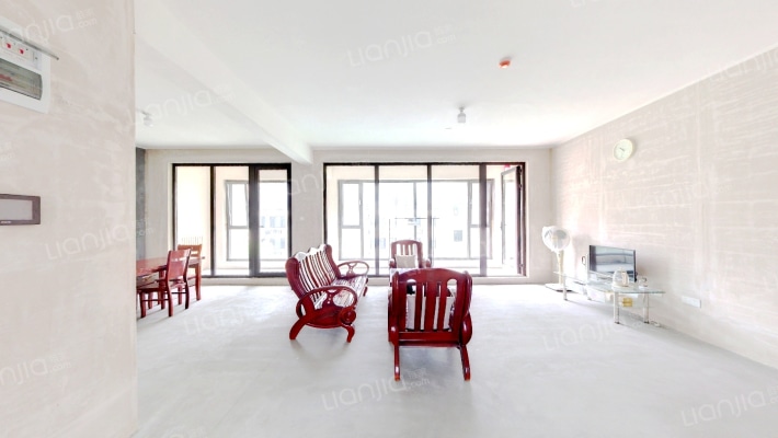 青特地铁花屿城二手房实景图