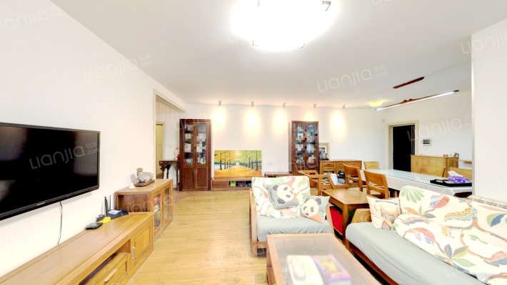 山语银城东区二手房实景图