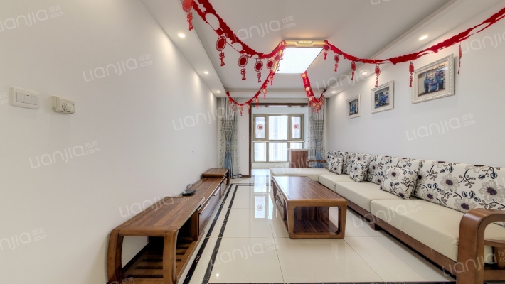 万达维多利亚湾二手房实景图