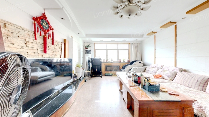 世纪新村二手房实景图