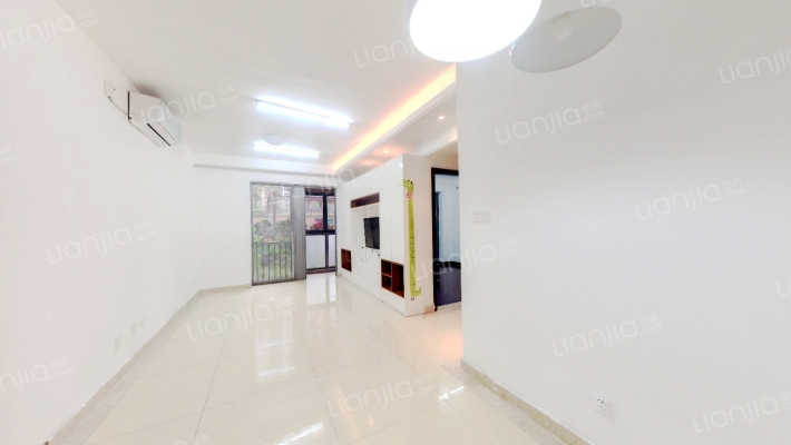 新世界凯粤湾二手房实景图