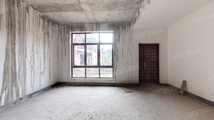 维多利亚C区二手房实景图