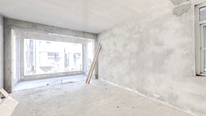 珠江青城采乐郡二手房实景图