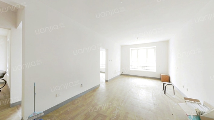 融创中央学府东区二手房实景图