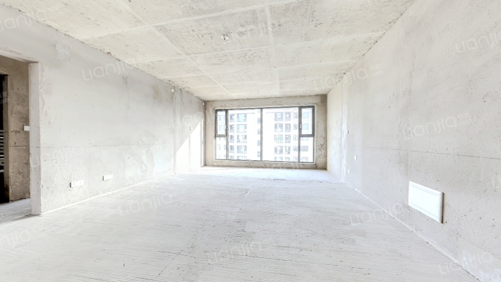 卡地亚世家二手房实景图