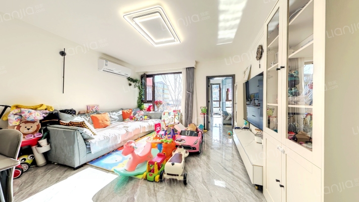 沁馥家园二手房实景图