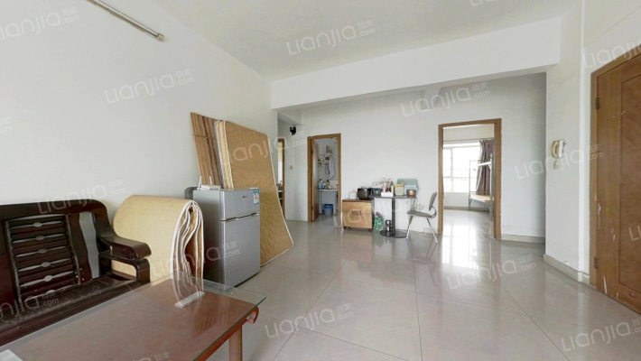 东怡美居二手房实景图