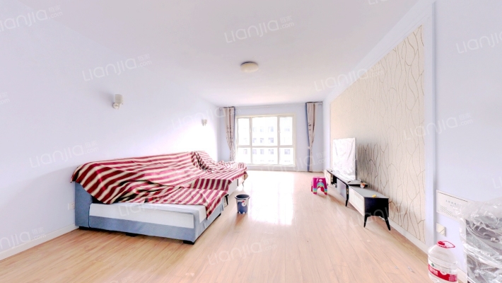 水岸华庭二手房实景图