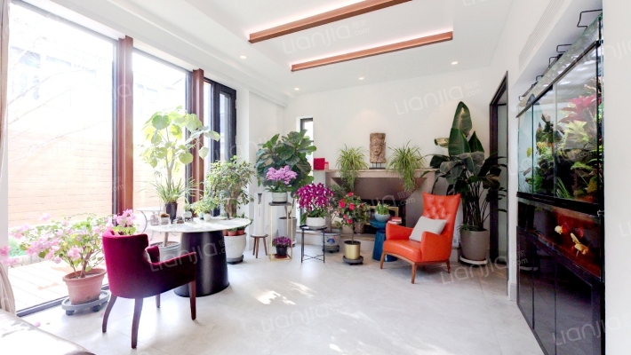 嘉浩别墅二手房实景图