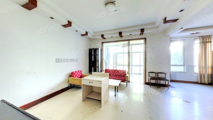 吉晟别墅二手房实景图