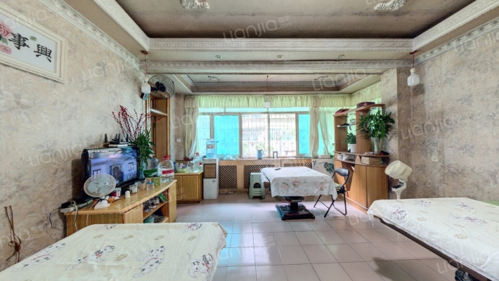 三五三七厂家属区二手房实景图