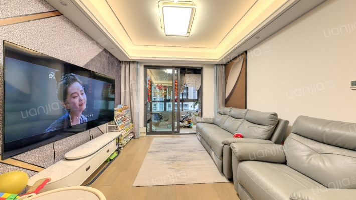 云靖花园二手房实景图