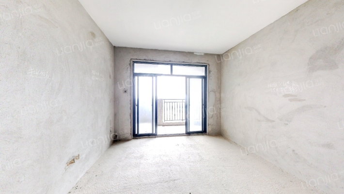 嘉德花园二手房实景图