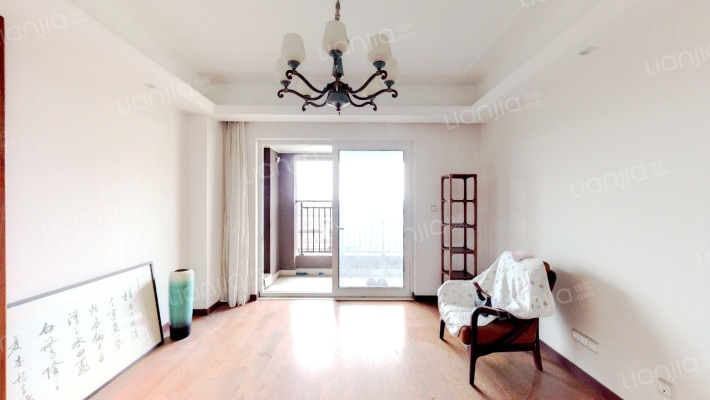 信达万科东望二手房实景图