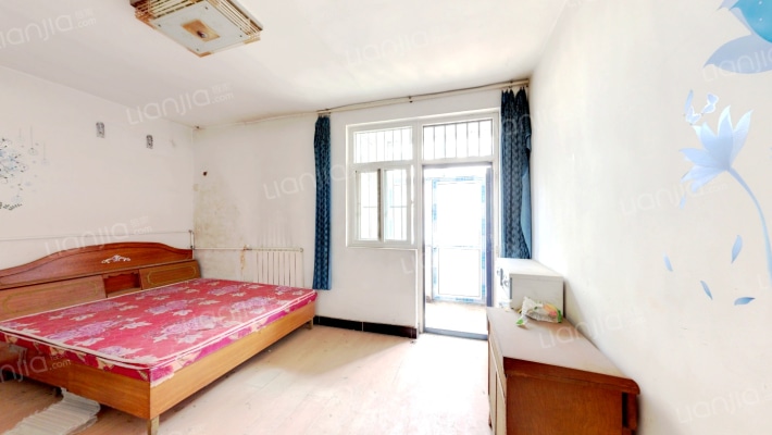 二三二厂家属楼二手房实景图