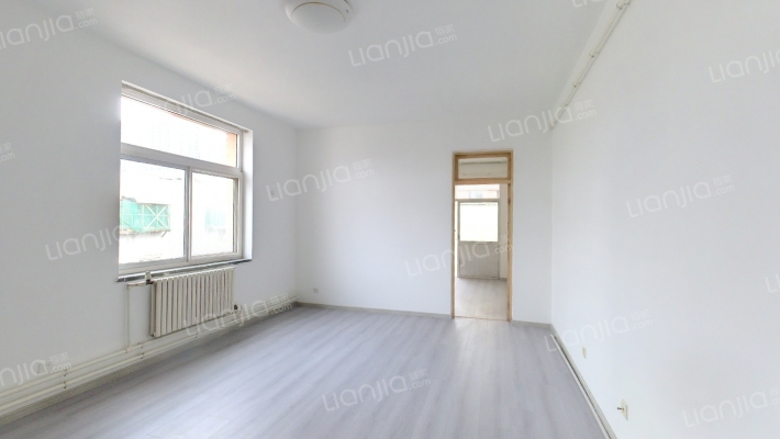 洪家楼过街楼二手房实景图