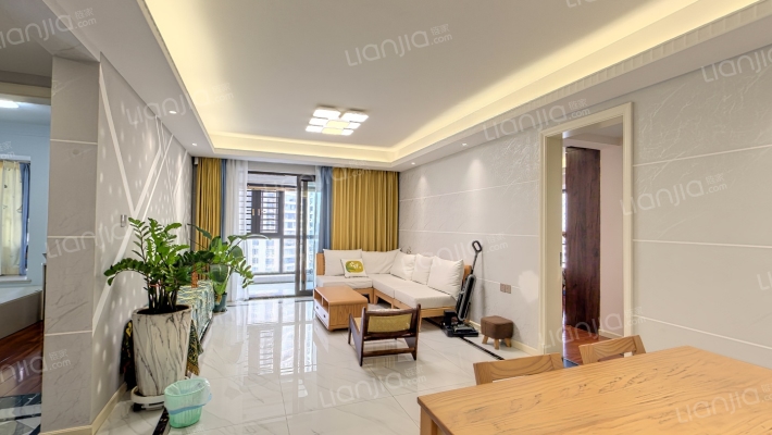 华玺二手房实景图