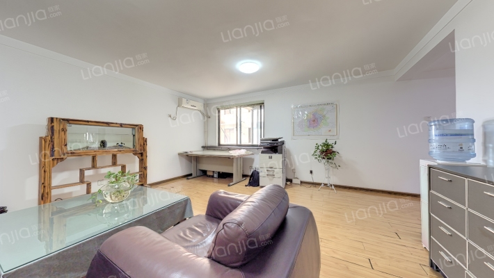 亚美大厦二手房实景图