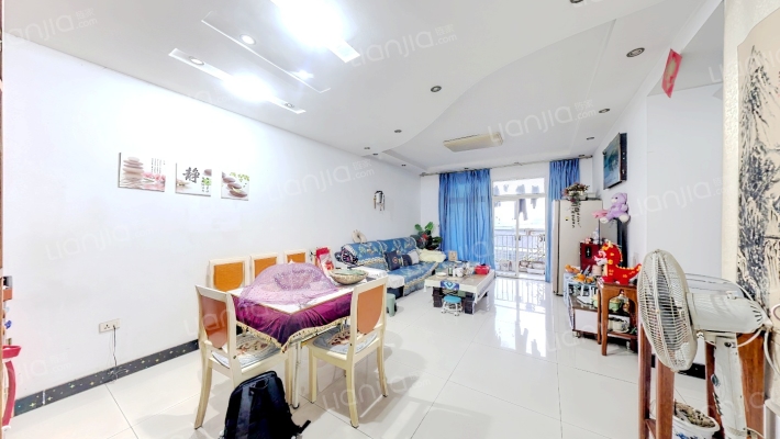 龙井佳苑小区一期二手房实景图