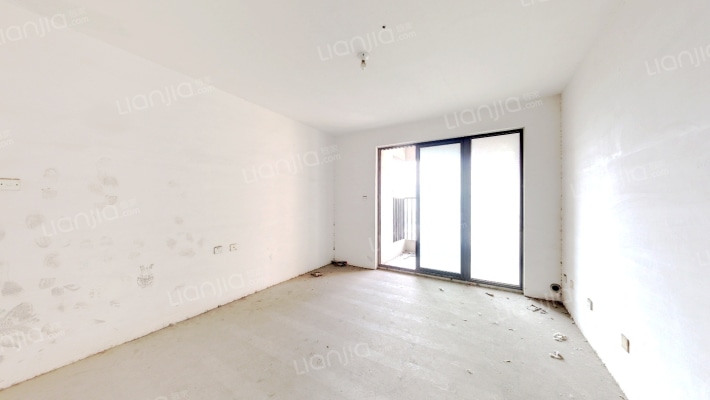 和昌都汇华府二手房实景图