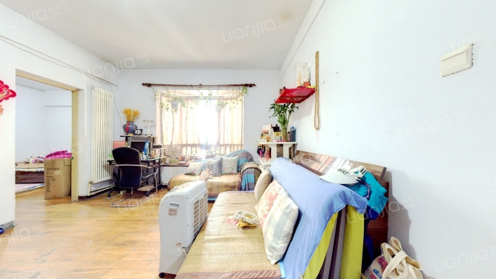 西贵小区二手房实景图