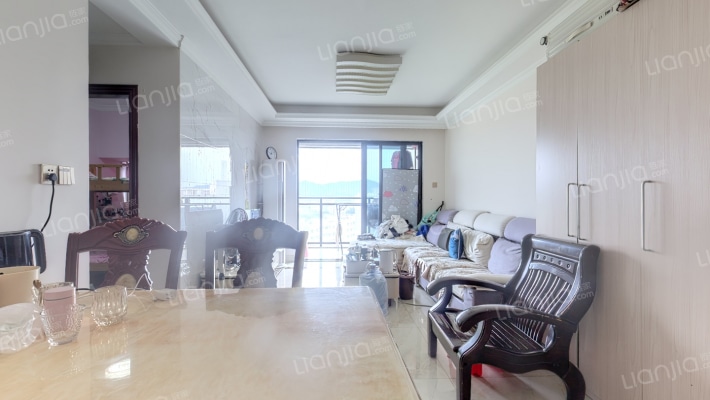 新地中央花园二手房实景图