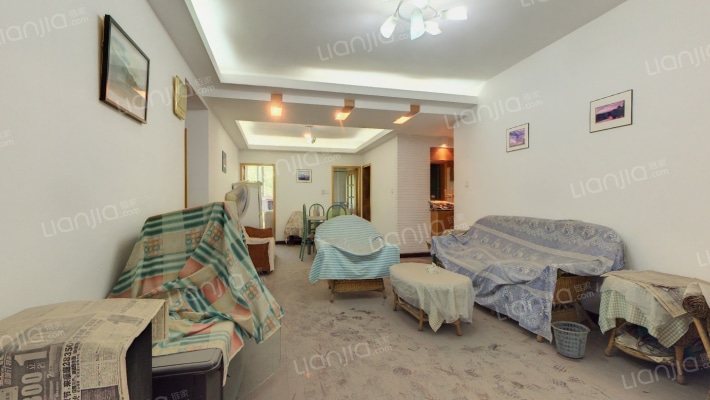 中国青城1期二手房实景图