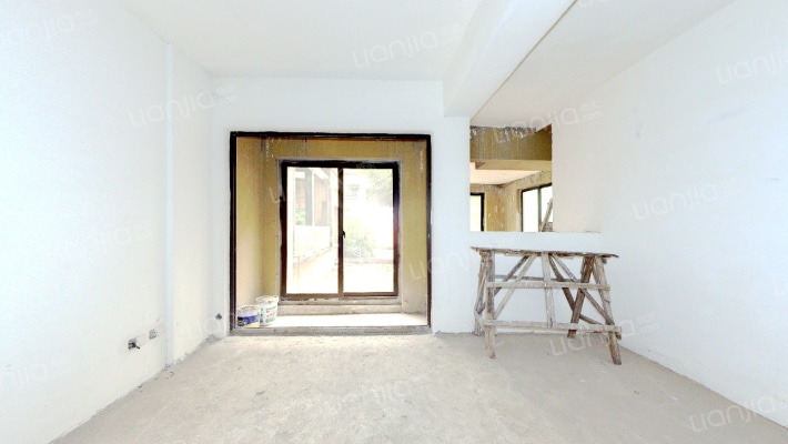 协信春山台二手房实景图