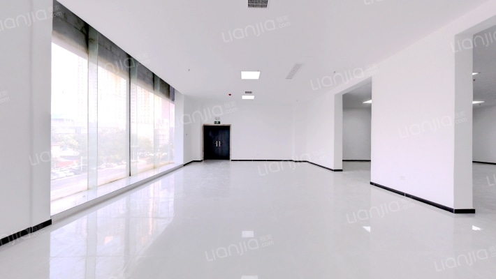 美东国际二手房实景图