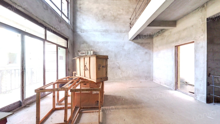 龙城御府二手房实景图