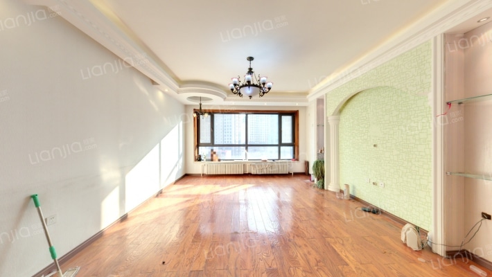 大正莅江一期二手房实景图