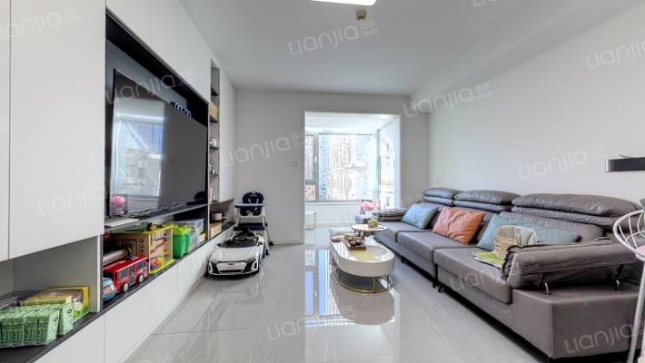 峻峰华亭二手房实景图