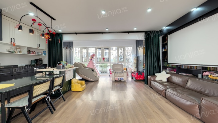 龙湖景粼天著花千树二手房实景图