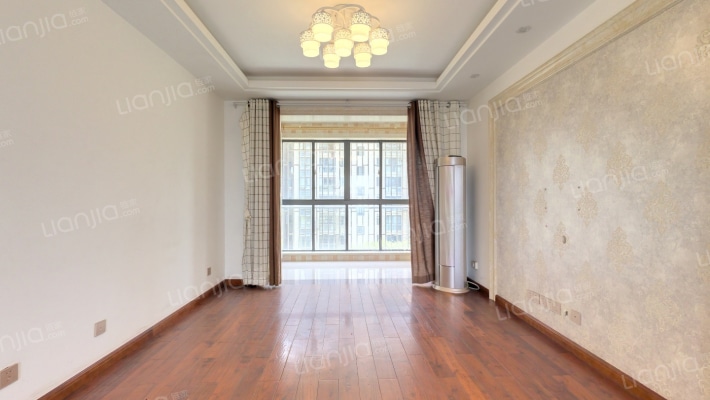 人生港湾南欧城二手房实景图