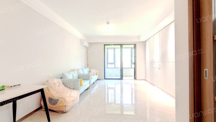 保利源诚领秀海二手房实景图