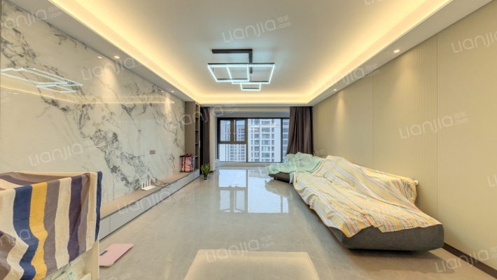 龙湖春江天玺二手房实景图